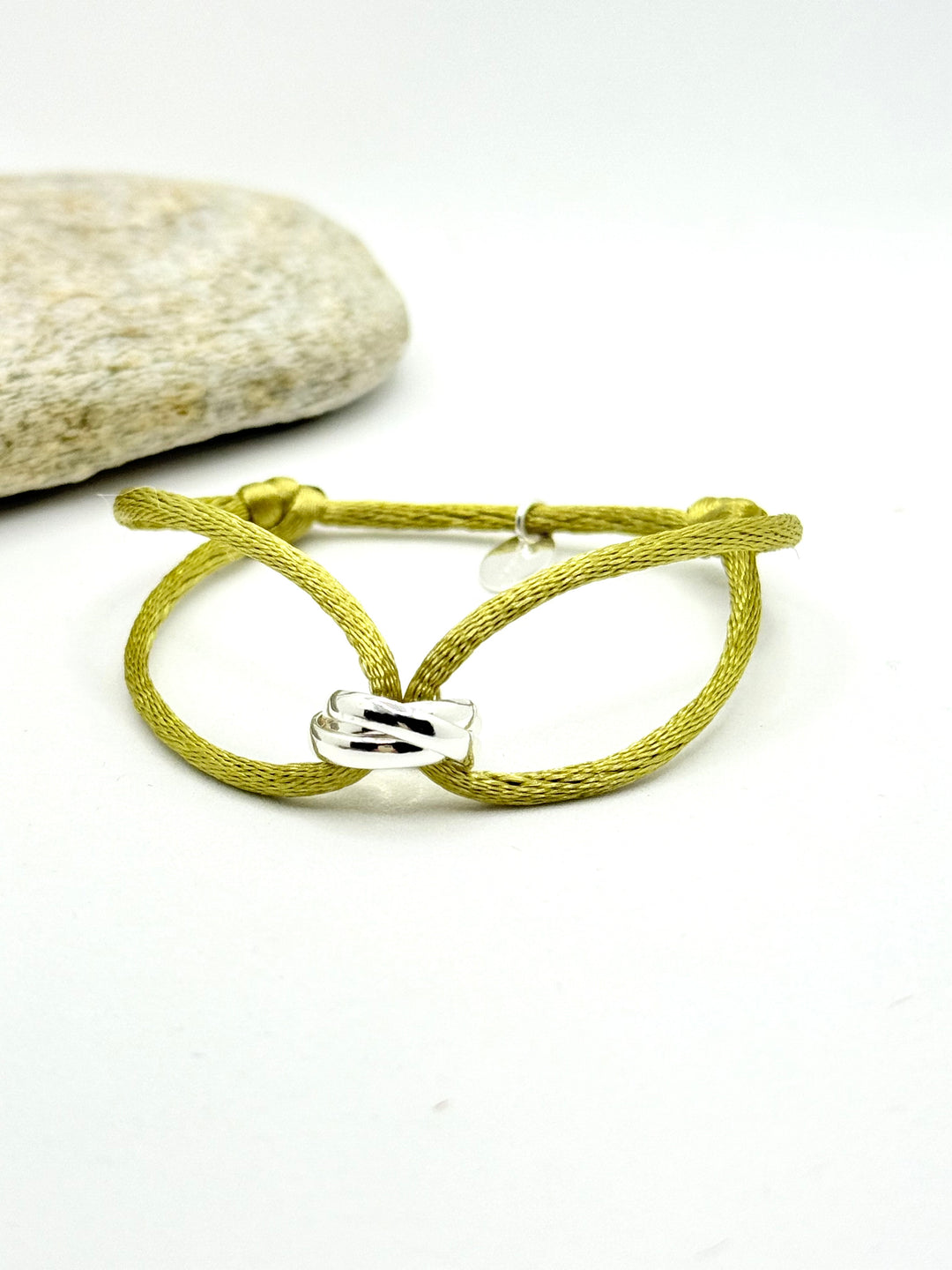 3 Rings Bracelet – Satin Cord