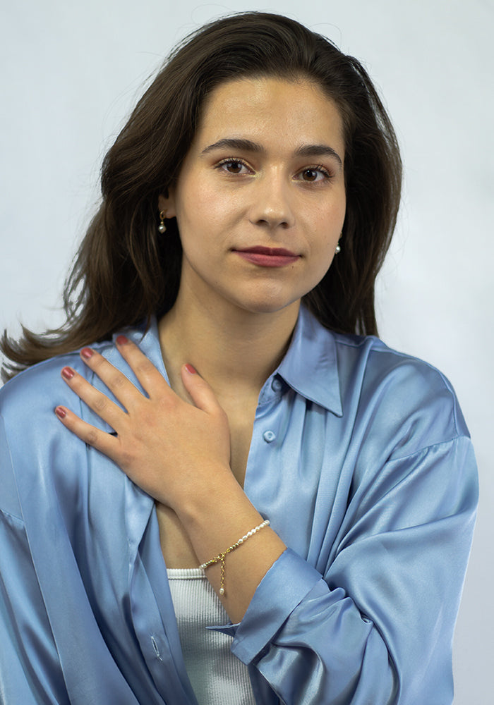 Zartes Perlenarmband mit kleinen Süßwasserperlen und Gold Filled Verschluss - SimplyO
