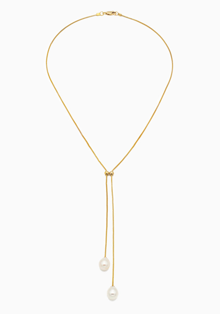 Luna Pearl Drop Necklace – Y-Halskette aus 14k Gold Filled mit zwei tropfenförmigen Süßwasserperlen
 - SimplyO